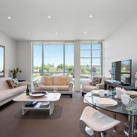 Marinaside Villa - Taupo Holiday Apartment Экстерьер фото