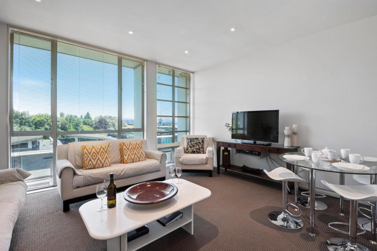 Marinaside Villa - Taupo Holiday Apartment Экстерьер фото
