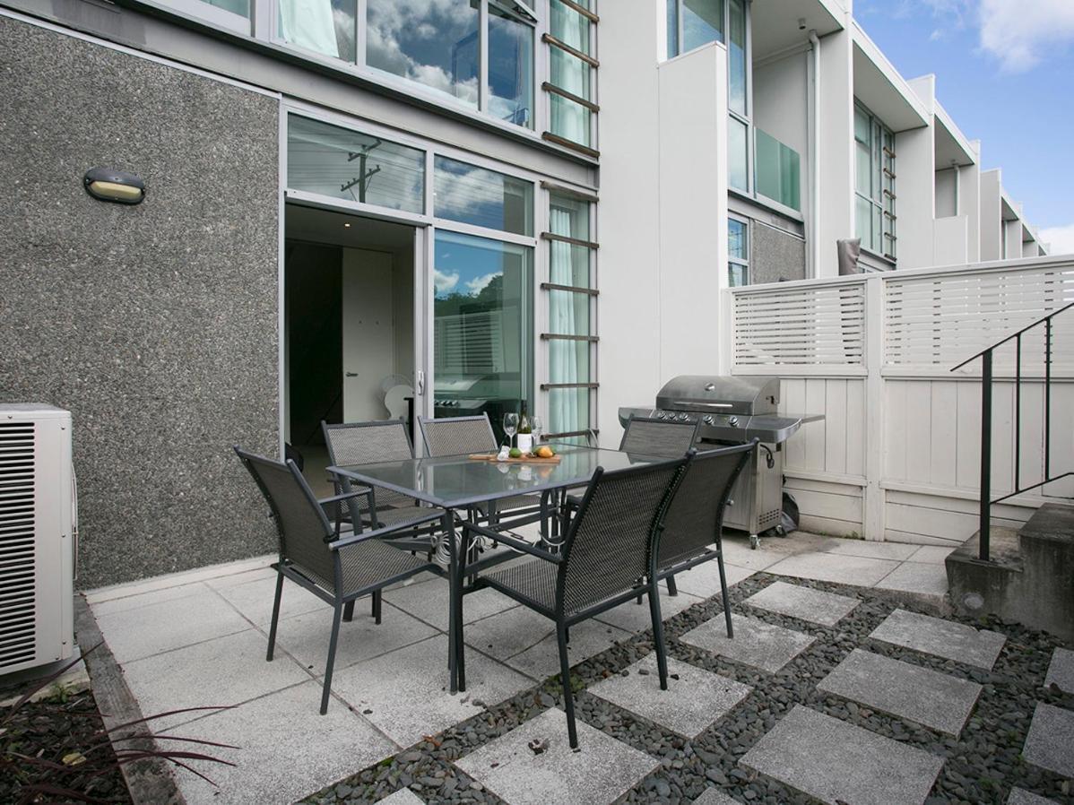 Marinaside Villa - Taupo Holiday Apartment Экстерьер фото